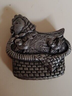 Vintage Torino Pewter Hen & Chicks Jewelry Earring Brooch Box Set Chicken Farm